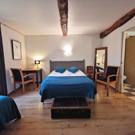 Logis Hotel Restaurant La Barguillere Saint-Pierre-de-Rivière Exteriör bild