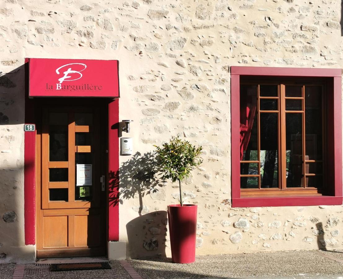 Logis Hotel Restaurant La Barguillere Saint-Pierre-de-Rivière Exteriör bild