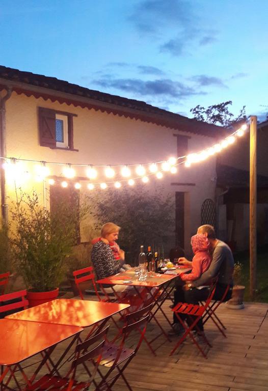 Logis Hotel Restaurant La Barguillere Saint-Pierre-de-Rivière Exteriör bild